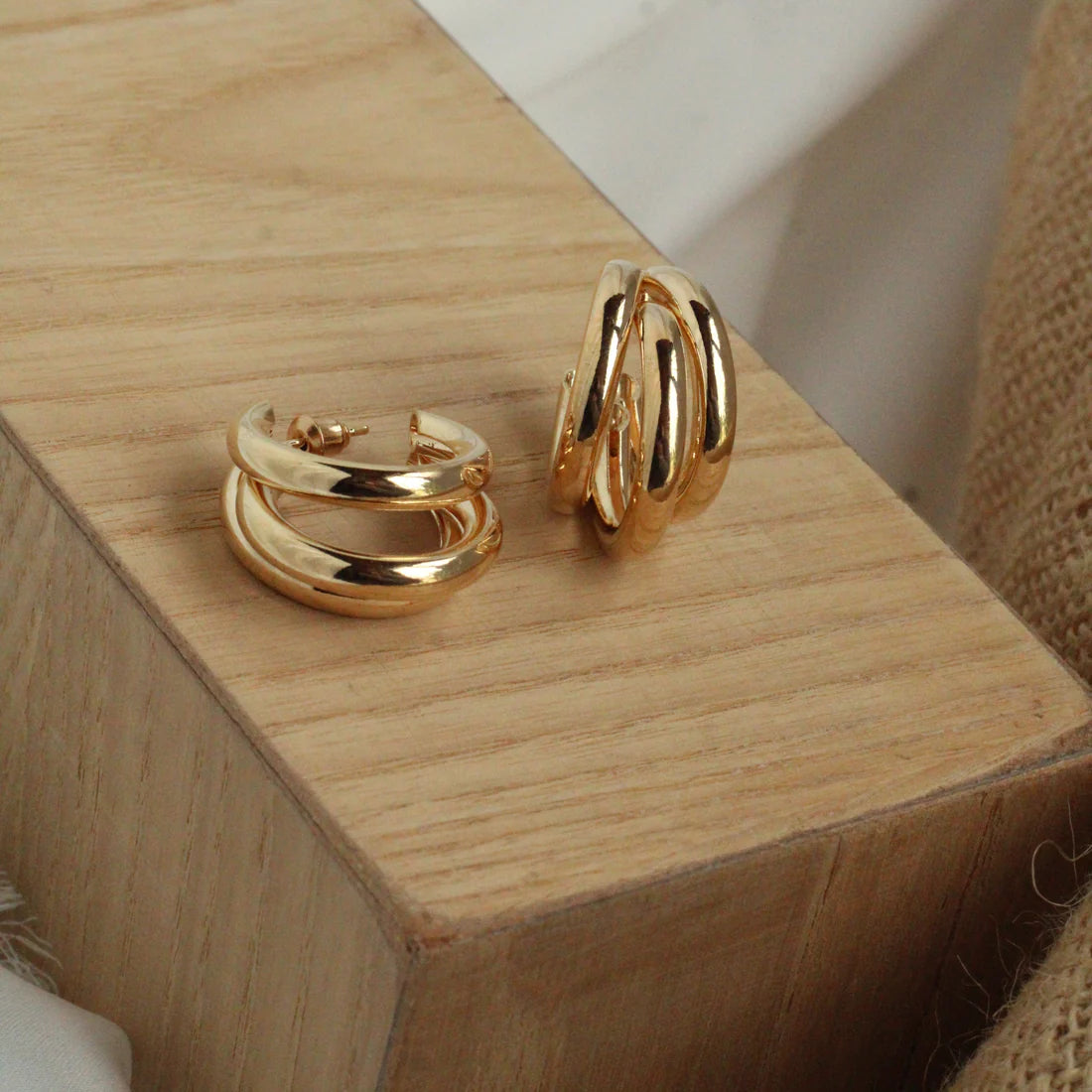 Punk Oval Hoop Earrings Metallic Geometric Ear Buckle Minimalist Style U-Shaped